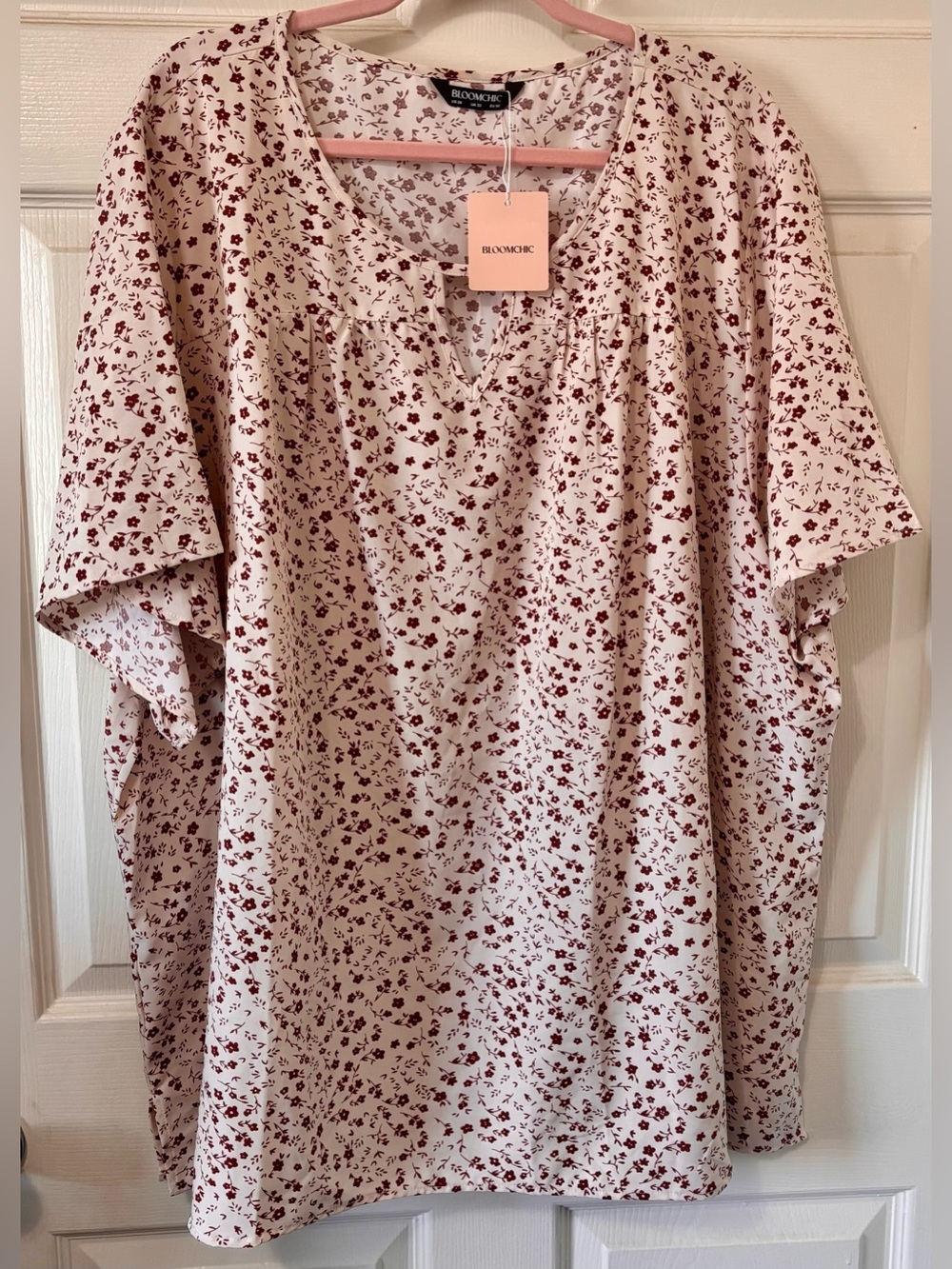 🤎 BloomChic Ivory and Brown Floral Print Top